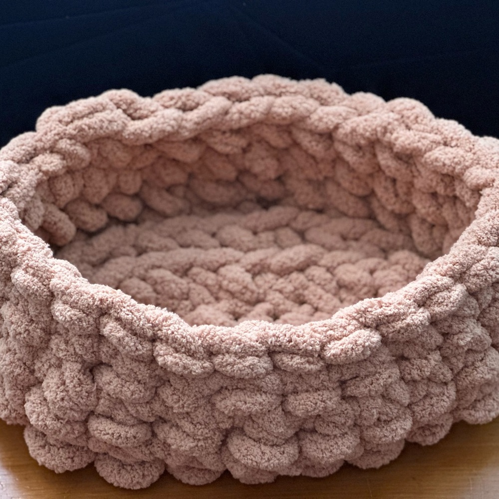 Cozy Knitted Pet Bed in Beige